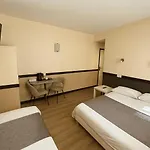 Hotel Des Bains 24H 7J Paris Centre A 10 Min Отель 2*