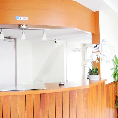 Des Bains 24h 7j Paris Centre A 10 Min Maisons-Alfort