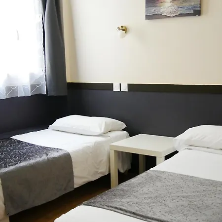 Hotel Des Bains 2*