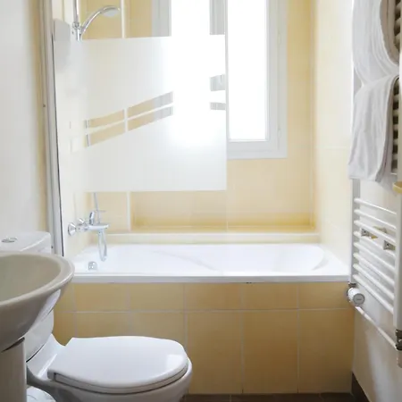 Des Bains 2* Maisons-Alfort
