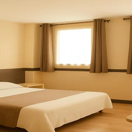Des Bains Hotel 2*