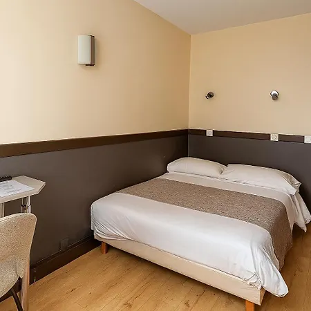 Des Bains A 10 Min De Paris فندق ميزو الفورْ