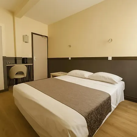 Des Bains 24h 7j Paris Centre A 10 Min Otel