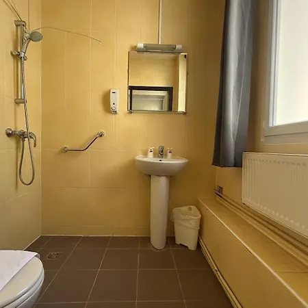 Des Bains 24h 7j Paris Centre A 10 Min Ξενοδοχείο Maisons-Alfort