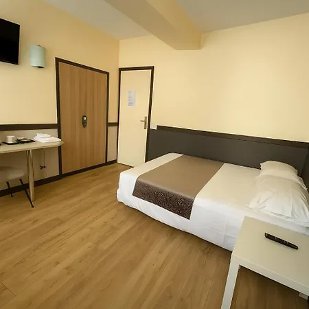 Ξενοδοχείο Des Bains 24h 7j Paris Centre A 10 Min Maisons-Alfort