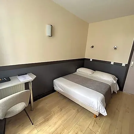Des Bains 24h 7j Paris Centre A 10 Min Maisons-Alfort