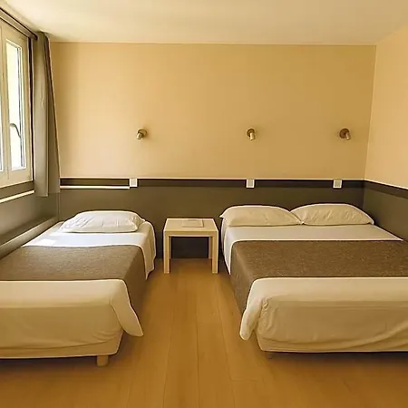 Hotel Des Bains 24h 7j Paris Centre A 10 Min 2*