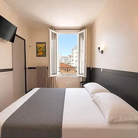 Hotel Des Bains 24h 7j Paris Centre A 10 Min