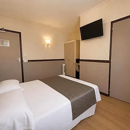 Hotel Des Bains 24h 7j Paris Centre A 10 Min 2*
