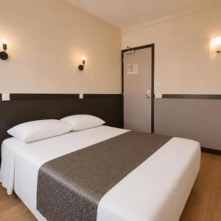 Des Bains 24h 7j Paris Centre à 10 Min 2*