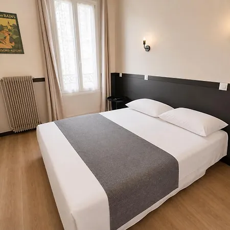 Hotel Des Bains 24h 7j Paris Centre à 10 Min