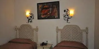Des Bains 24h 7j Paris Centre A 10 Min Maisons-Alfort