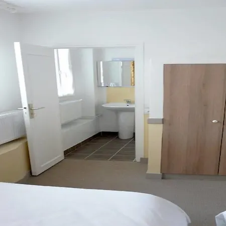 Des Bains Hotel Maisons-Alfort