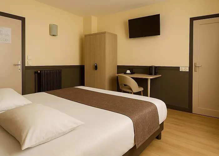 Des Bains A 10 Min De Paris 酒店 迈松阿尔福