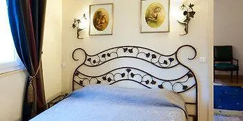 Des Bains A 10 Min De Paris 2* Maisons-Alfort