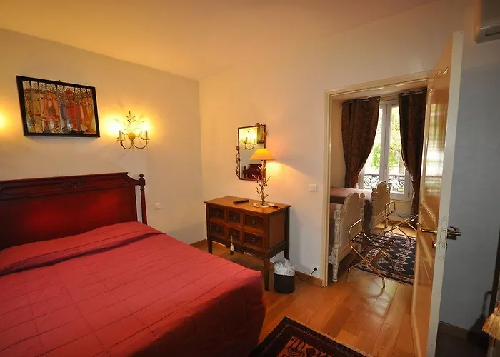 Des Bains A 10 Min De Paris 2* 迈松阿尔福
